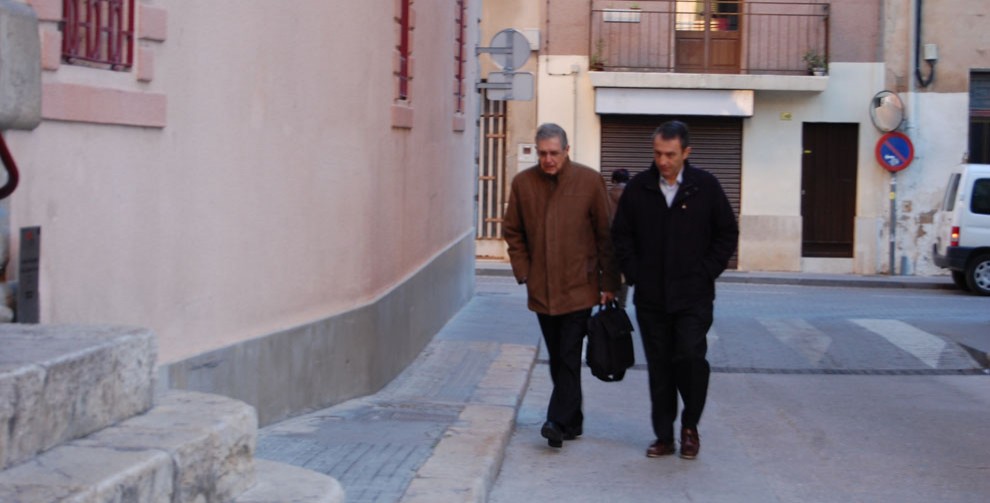 L'exgerent de la cooperativa de l'Aldea, Daniel Ferré, entrant als jutjats de Tortosa en una foto d'arxiu.