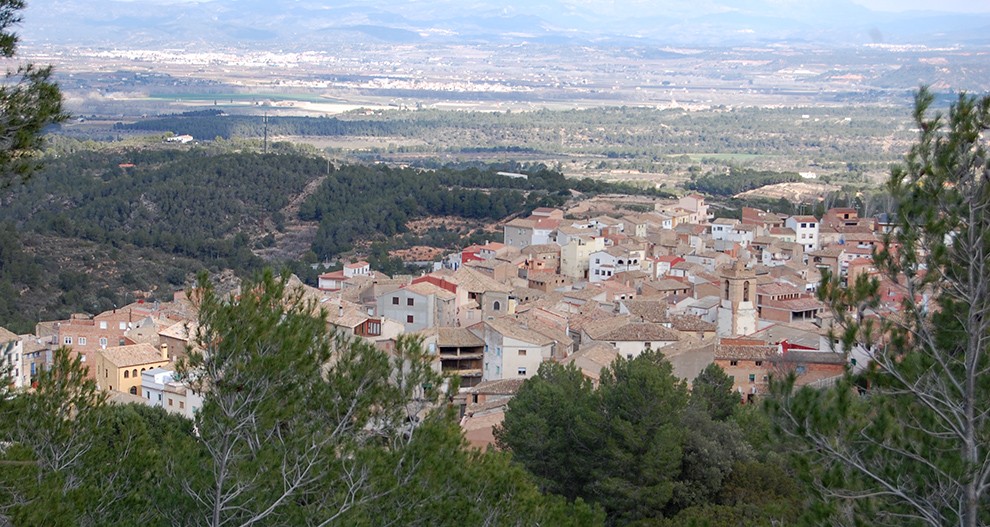 Vista de Rasquera des de la muntanya.
