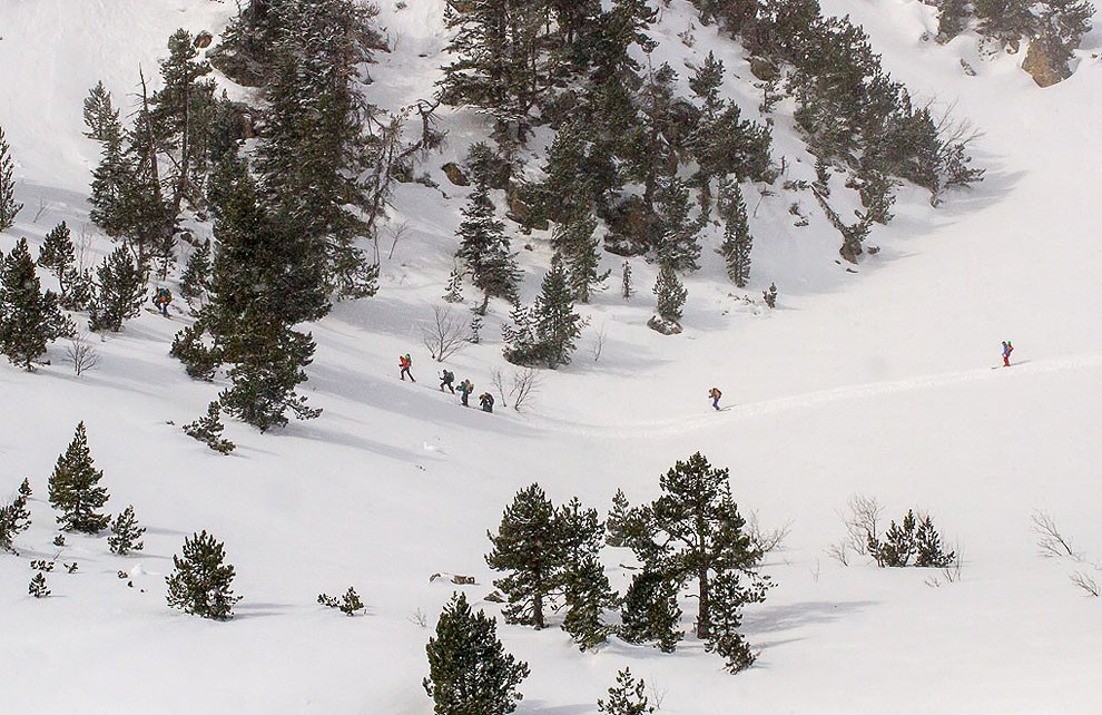 Esquiadors de muntanya a la vall del Gerber
