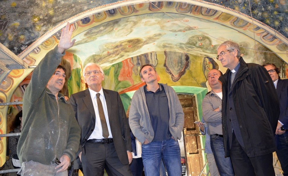 Moix mostra al conseller els seus esbossos