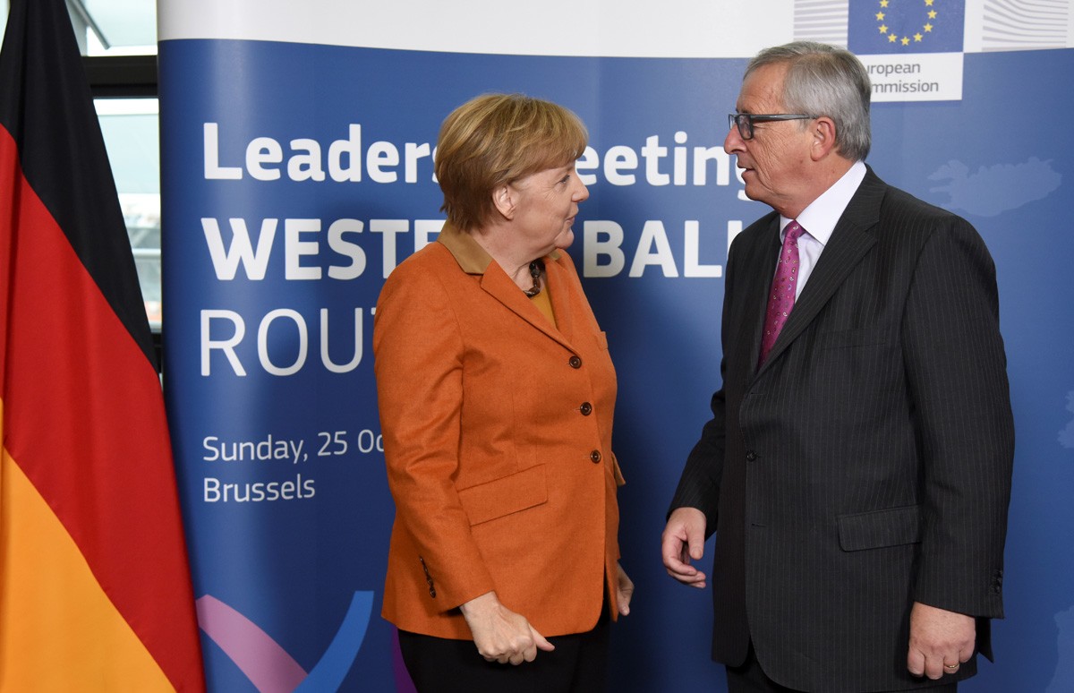 El president de la CE, Jean-Claude Juncker, i la cancellera alemanya Angela Merkel