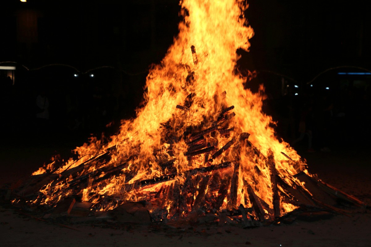 Les fogueres, una de les protagonistes la nit de Sant Joan 