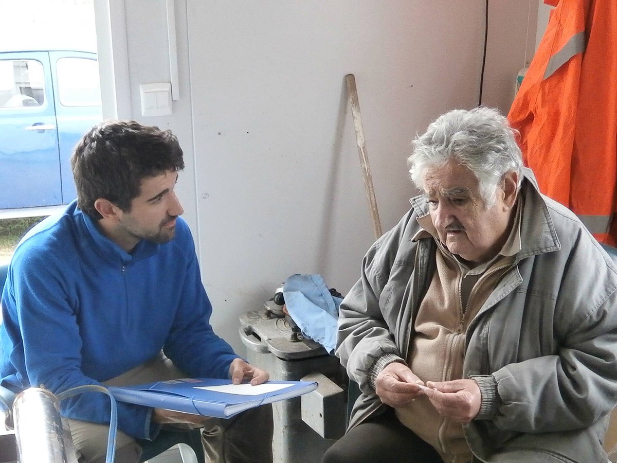 Adrià Homs, amb l'expresident d'Uruguay Pepe Mujica
