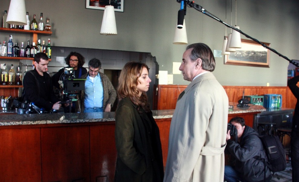 Un moment del rodatge amb Nausicaa Bonínn i Juanjo Puigcorbé