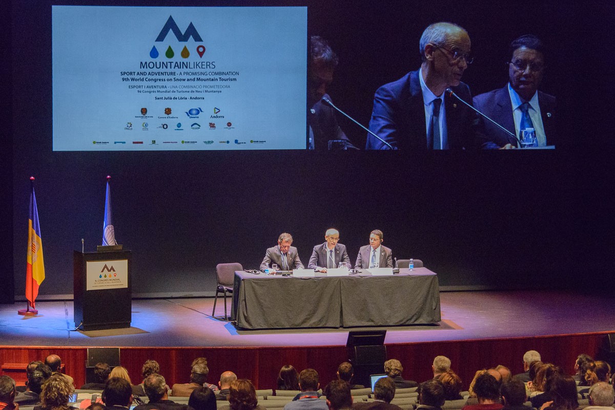 Imatge retrospectiva del 9è Congrés Neu i Muntanya d'Andorra, celebrat l'any 2016.