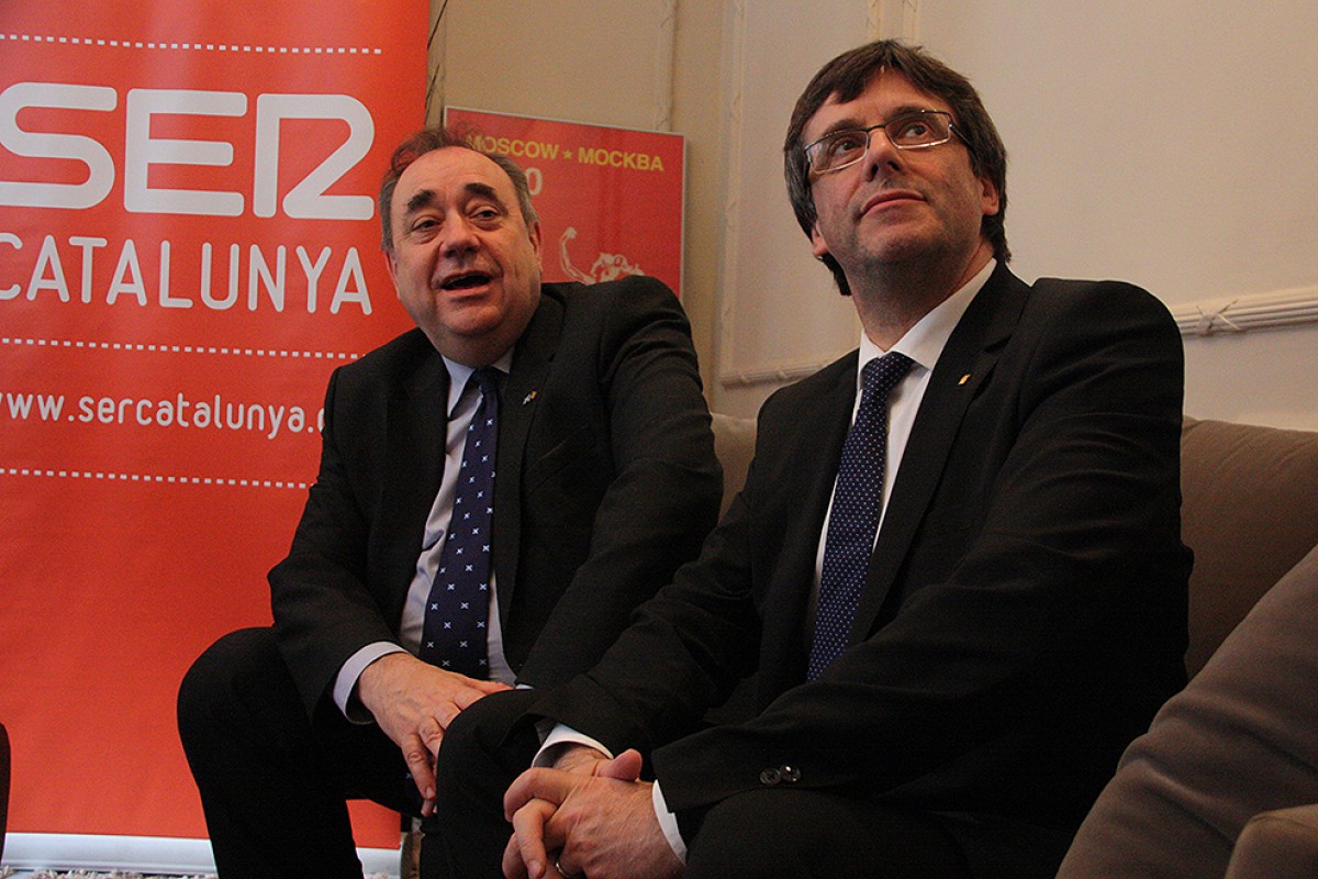 Alex Salmond amb Carles Puigdemont, en una imatge d'arxiu