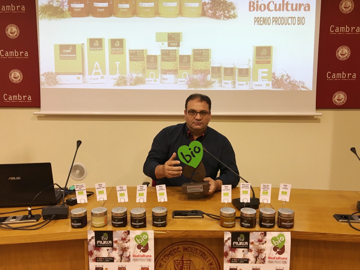 Rafel Muria, president de la companyia, ha presentat l'extensa gamma de mels ecològiques per les que ha estat premiat