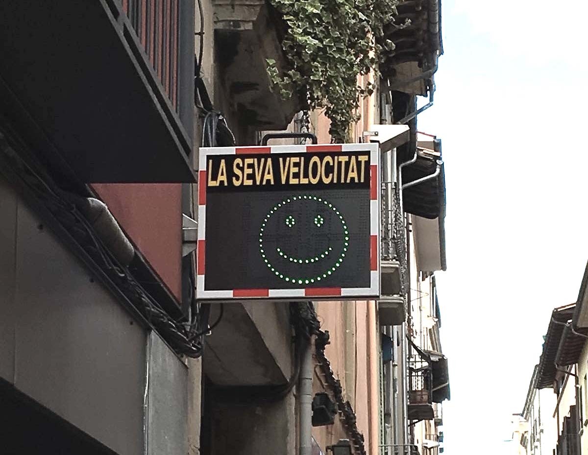 Radar pedagògic situat al carrer Sant Pau