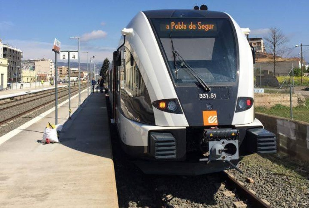 El tren de la Pobla, aturat a Balaguer