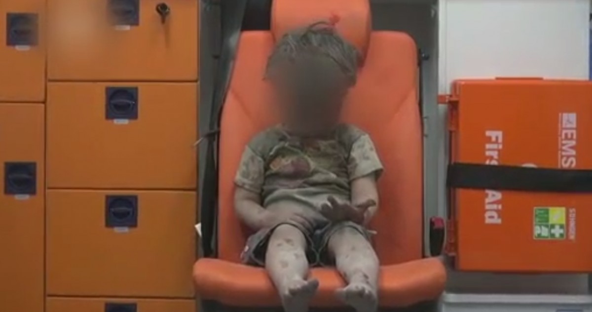 El nen Omran ha pogut ser rescatat en els bombardejos a Alep