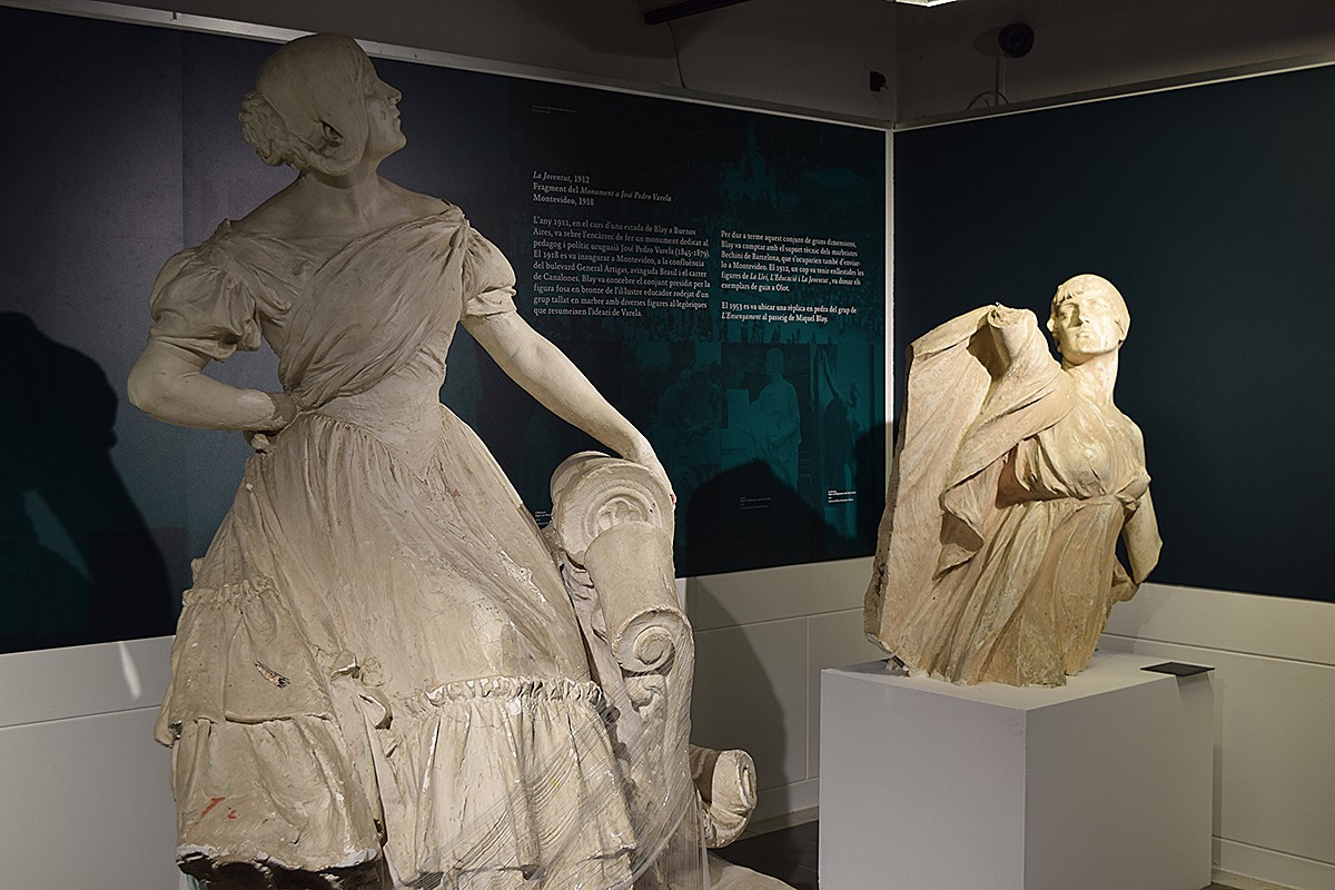 Aquestes dues escultures de Miquel Blay es restauraran en directe a l'exposició