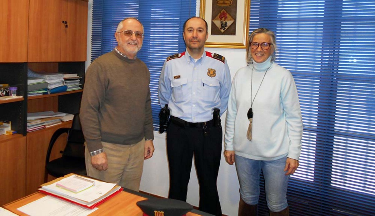 Visita de Francesc Hernández a Borredà, amb l'alcalde i la segona tinent d'alcalde