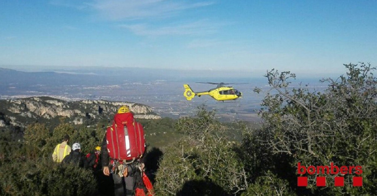 Imatge del rescat de l'excursionista accidentat a la Foradada.