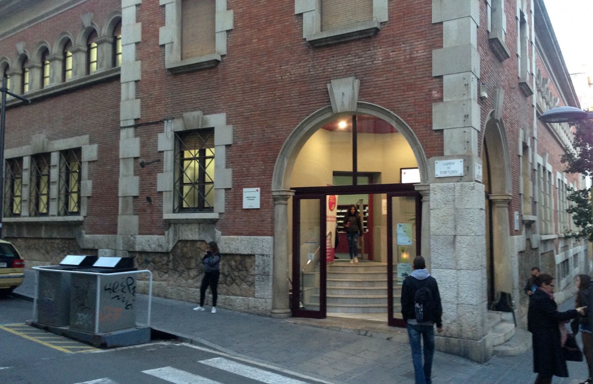 La Biblioteca de Tarragona, ubicada al carrer Fortuny