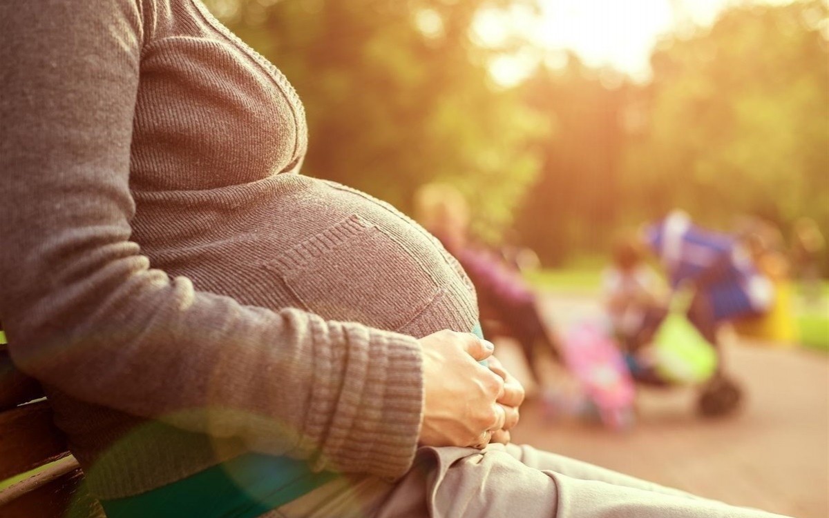 L'augment de la pressió arterial s'agreuja si l'exposició es dona durant els dos primers trimestres de l'embaràs