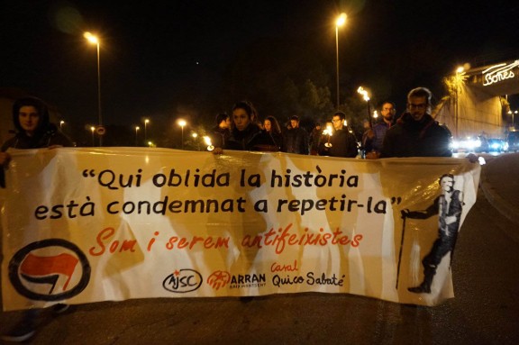 Capçalera de la marxa de torxes en homenatge a Quico Sabaté