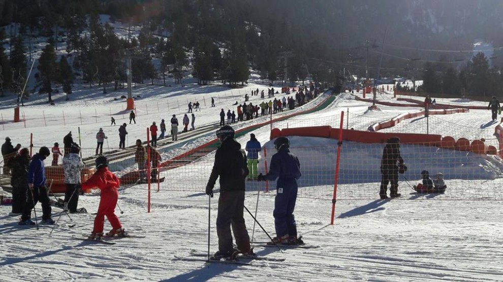 Durant la Setmana Santa, les pistes d'esquí han venut uns 85.000 forfets