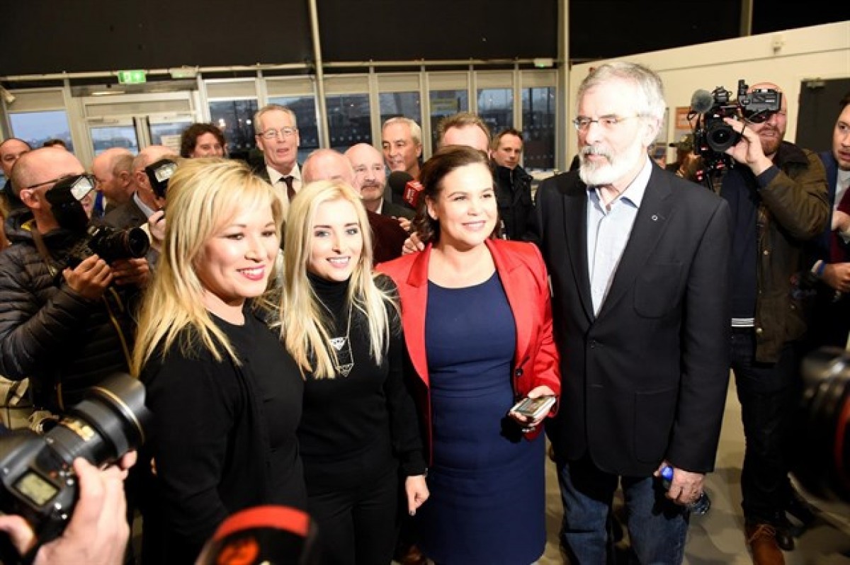 El Sinn Féin de Michelle O'Neill (esquerra) i de l'històric Gerry Adams