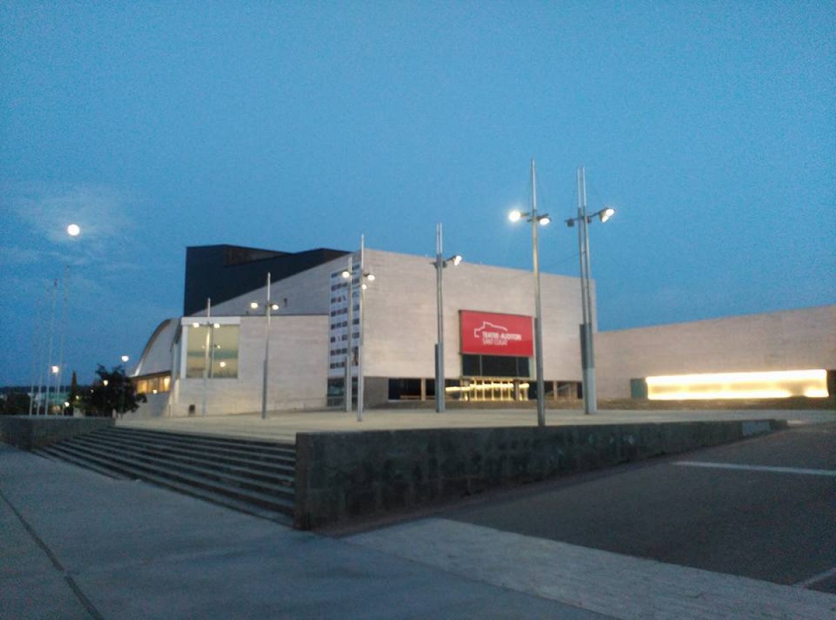 L'edifici del Teatre-Auditori de Sant Cugat. 
