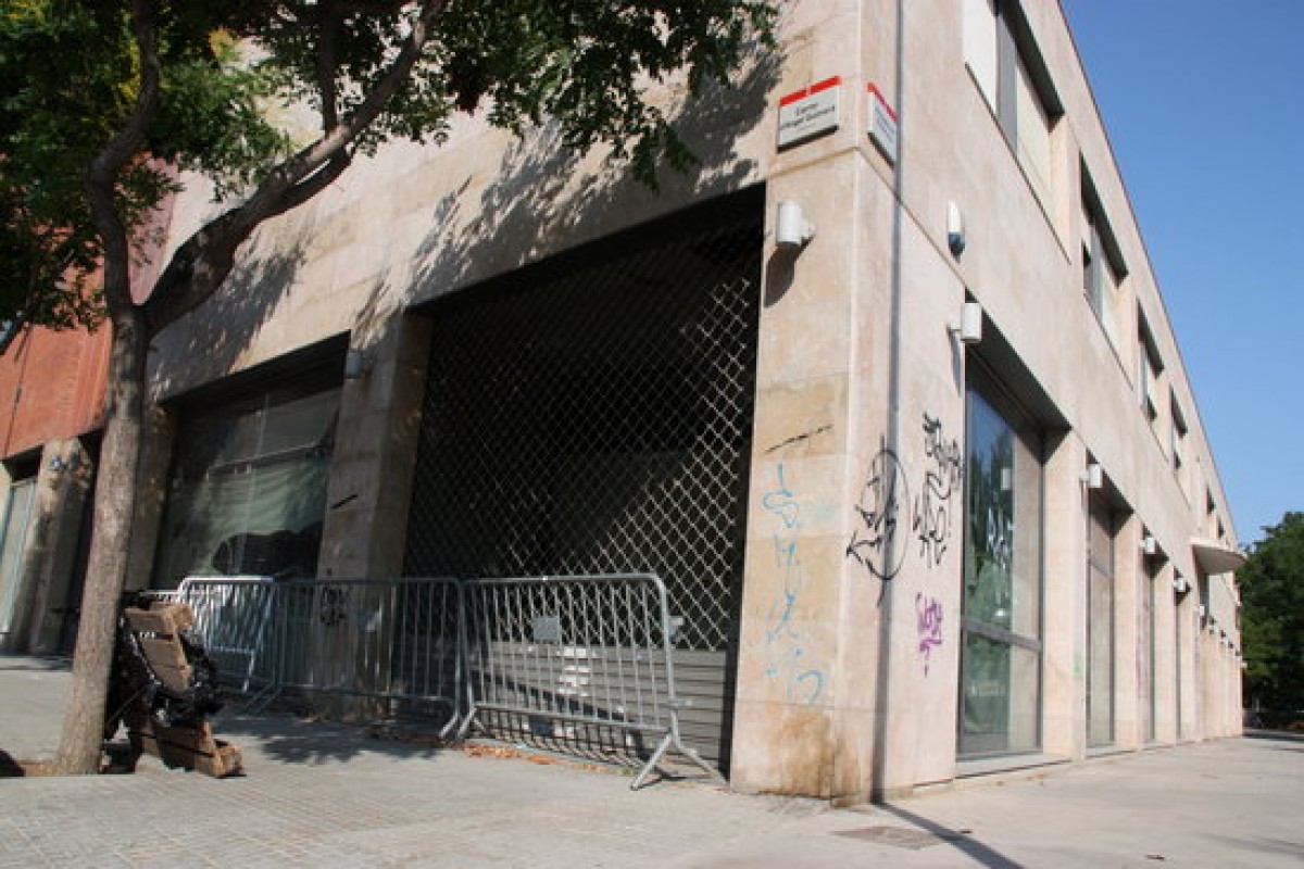 Imatge del local del carrer Badalona que Al Huda no ha pogut obrir