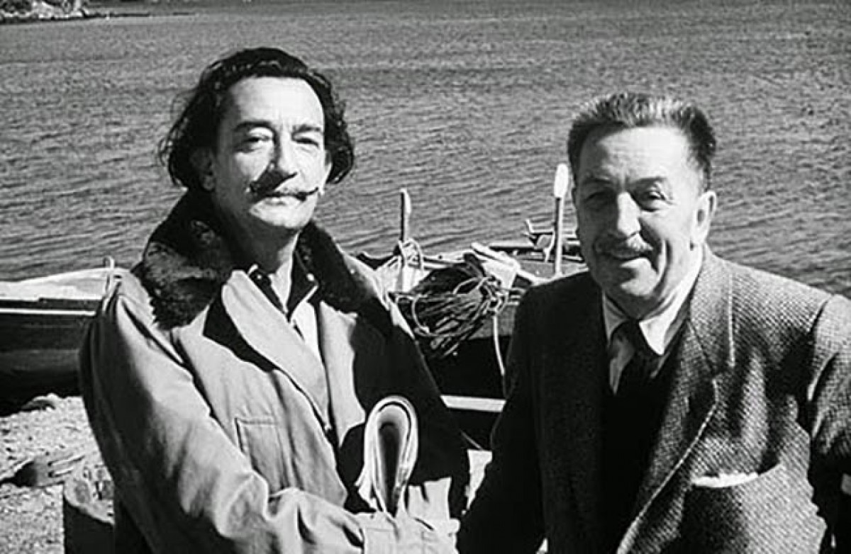 Salvador Dalí i Walt Disney, davant del mar