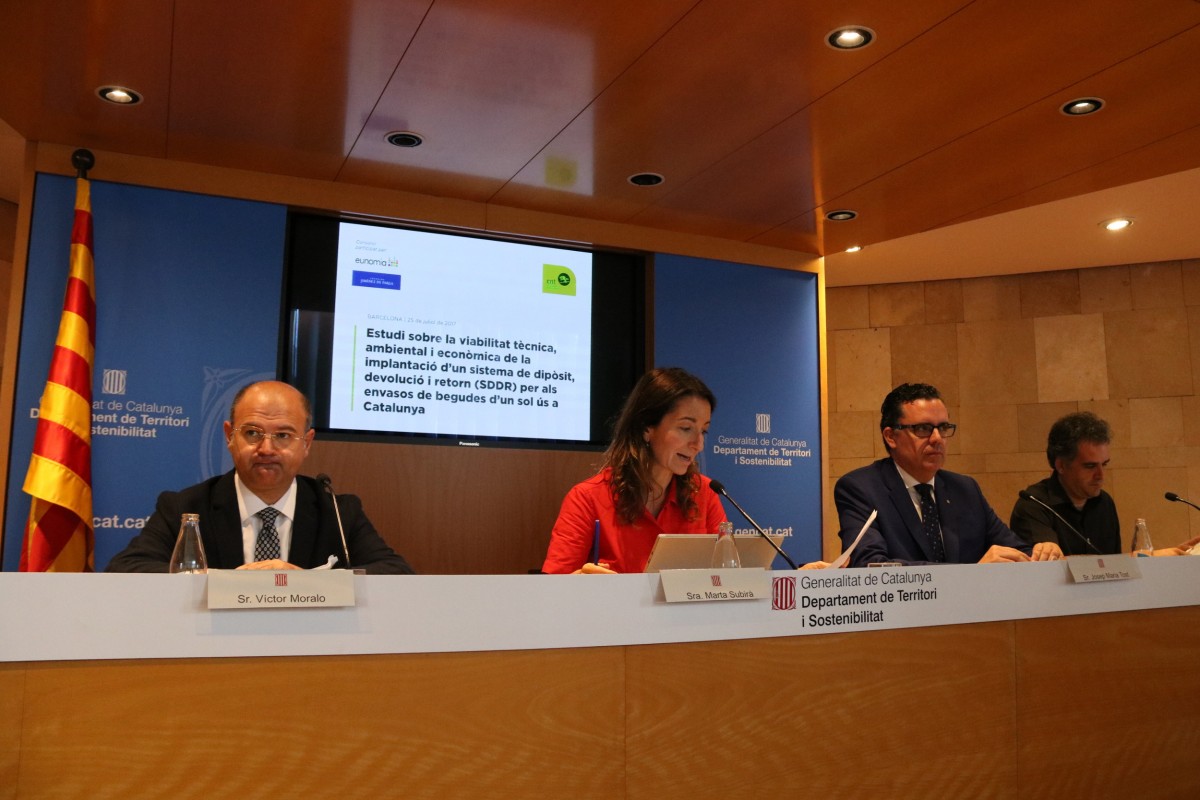 Víctor Moralo, Marta Subirà, Josep Maria Tost i Ignasi Puig a la presentació de l'informe 