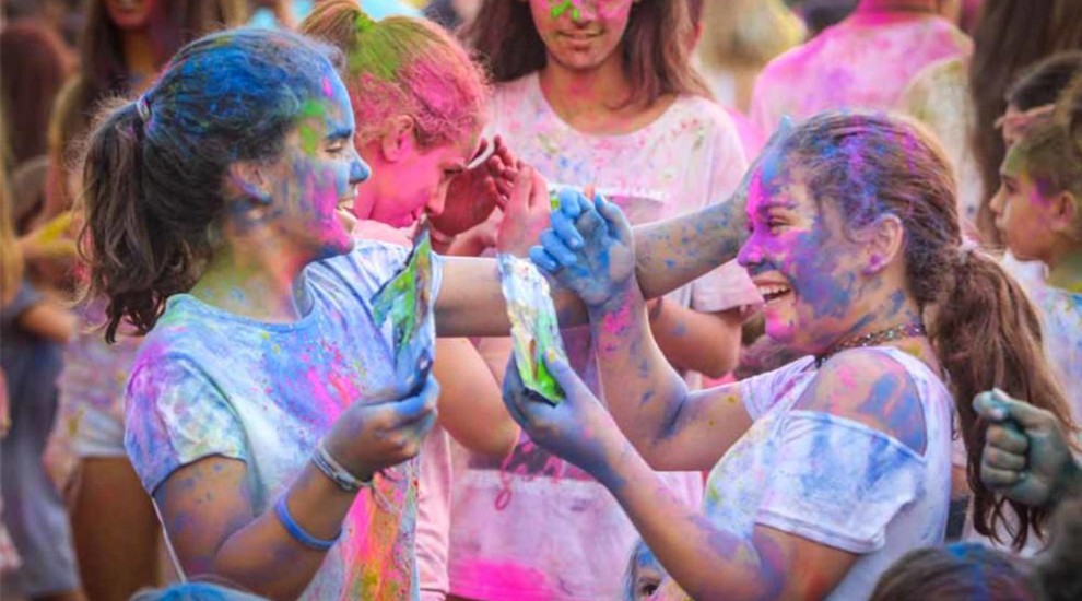 La Festa Holi és un dels plats forts de la festa major de Sort