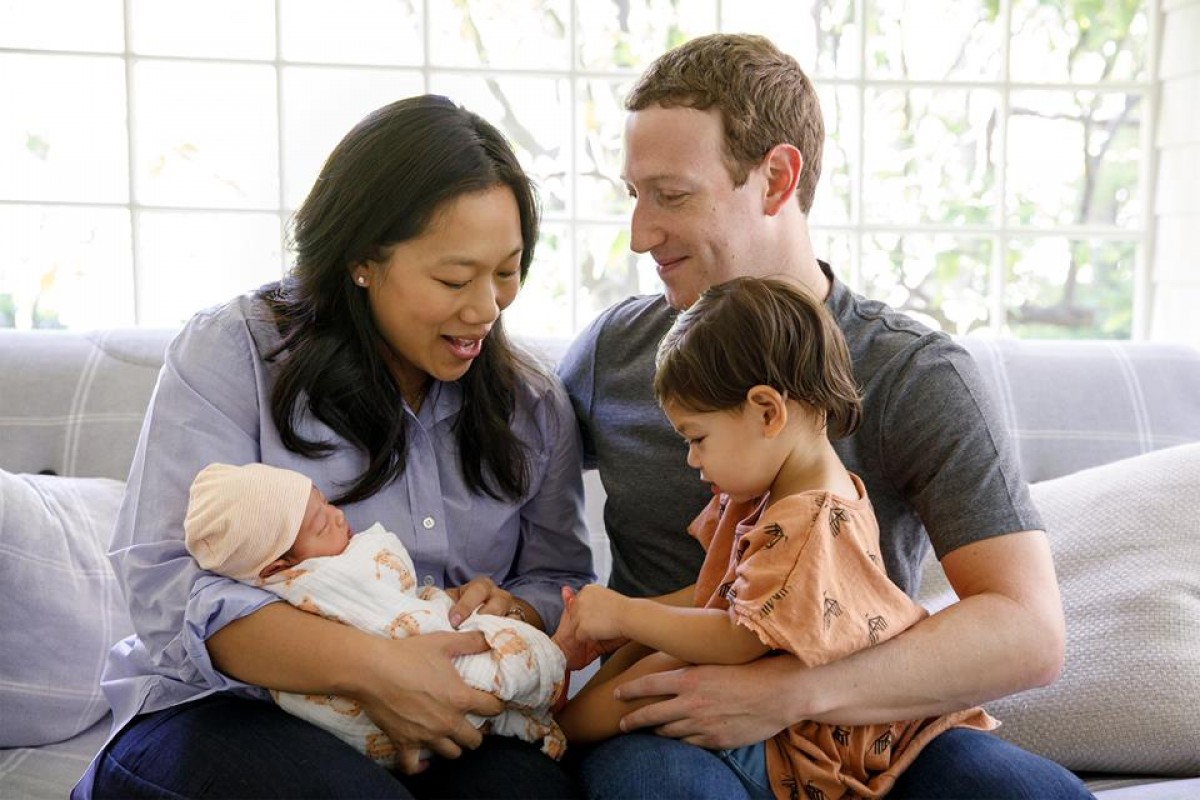 Marc Zuckerberg i Priscilla Chan, amb els seus dos fills