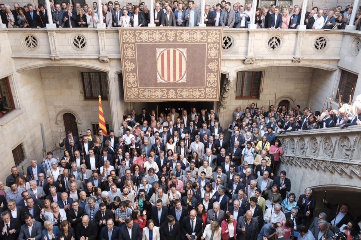 Els alcaldes, reunits al Palau de la Generalitat