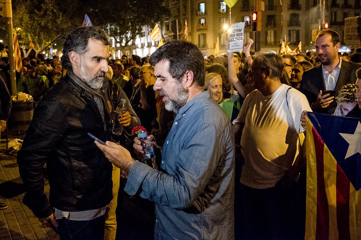 Jordi Cuixart i Jordi Sànchez a la manifestació del 20-S davant d'Economia
