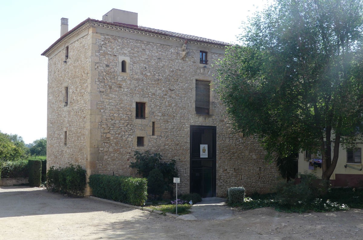 La Torre Forta dona nom al barri tarragoní de Torreforta.