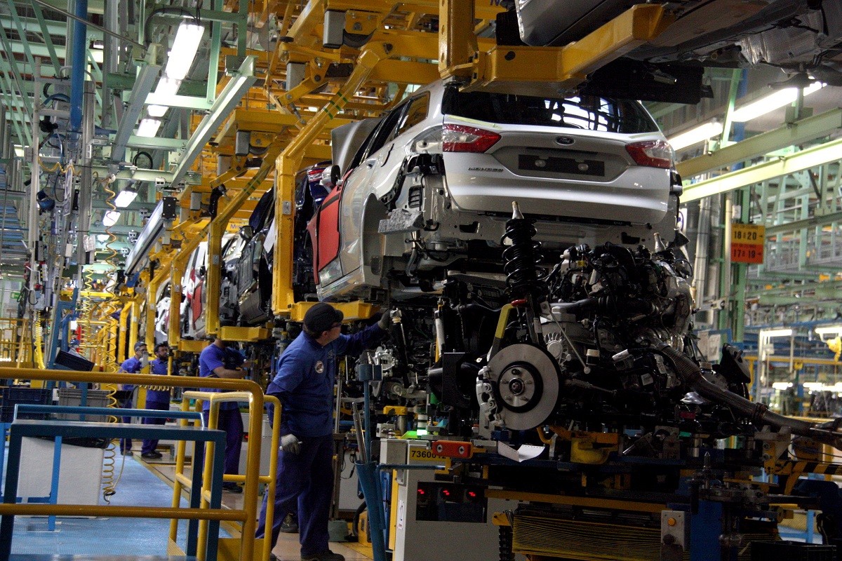 Procés de producció d'un vehicle a la planta Ford a Almussafes