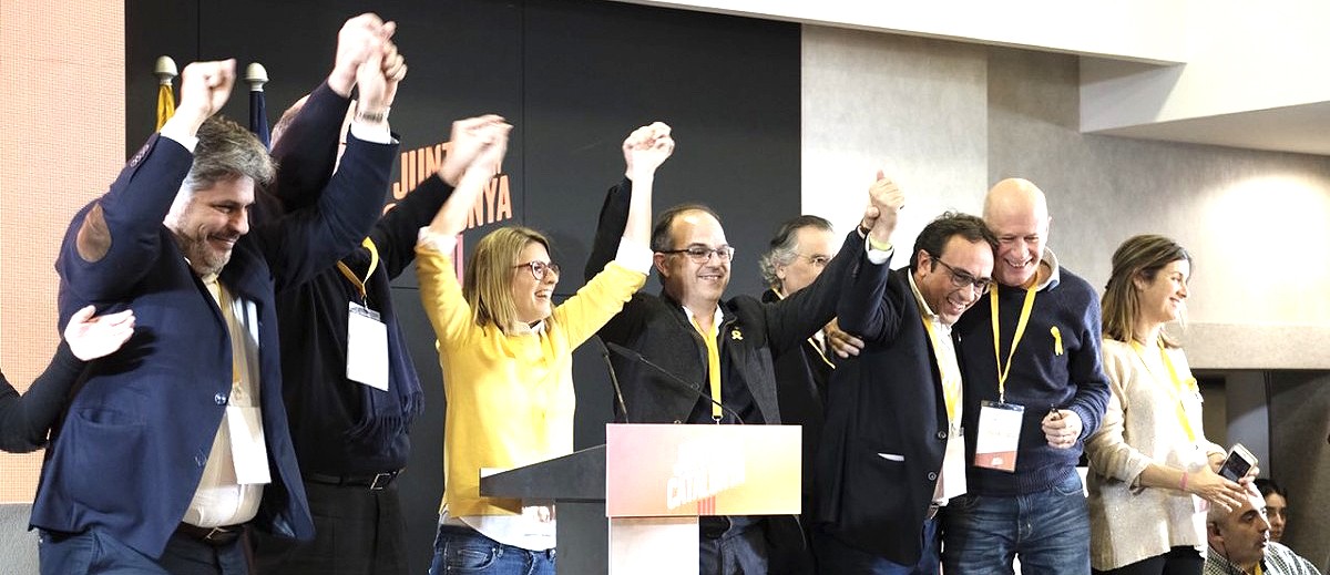 L'equip de Junts per Catalunya, amb Elsa Artadi i els consellers Rull i Turull, al capdavant