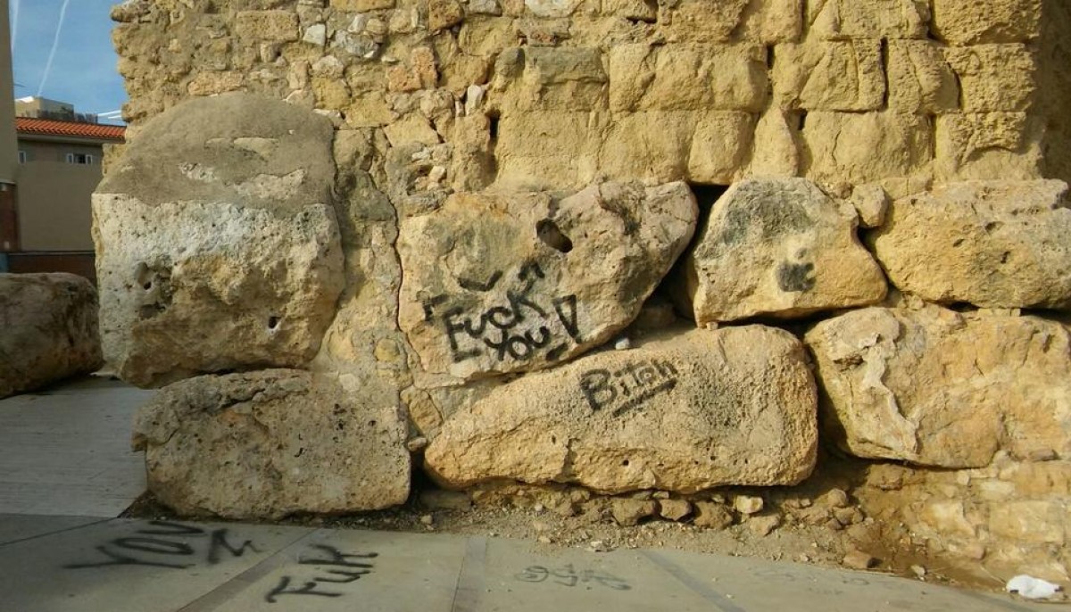Les pintades que han aparegut a la muralla de Tarragona 