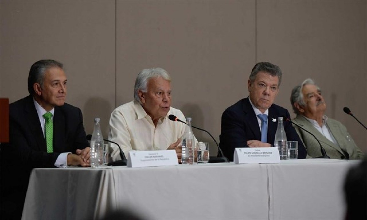 Felipe González, a la trobada a Colòmbia