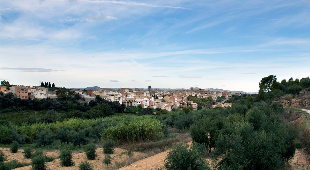 La Serra d’Almos és una EMD de 257 habitants que pertany al municipi de Tivissa.