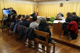 Vés a: 544 euros de multa per als 7 activistes antiMAT que es van atrinxerar en un bosc de Sant Hilari Sacalm