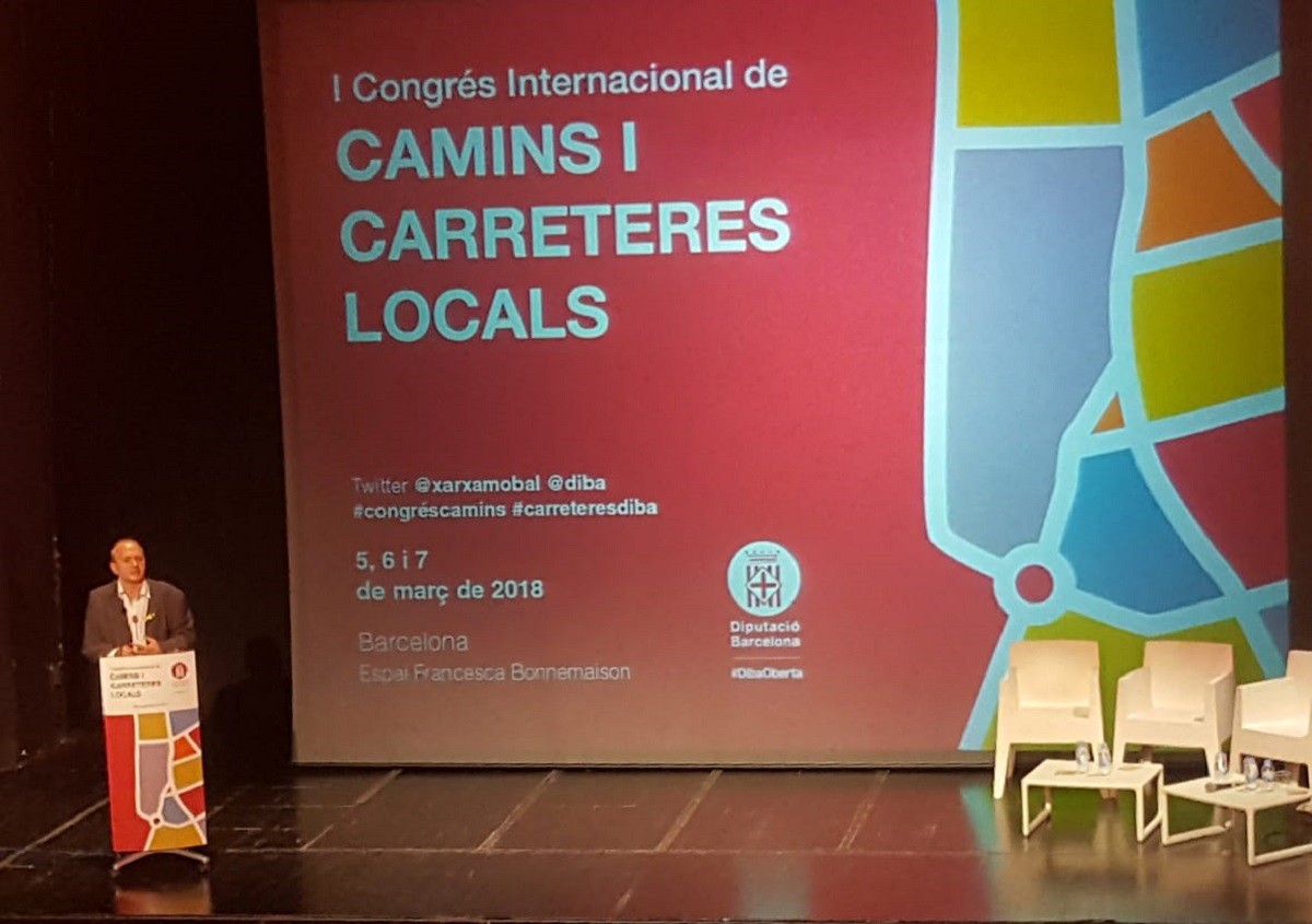 El diputat de la Diba Jordi Fàbrega, en la inauguració del I Congrés Internacional de Camins i Carreteres Locals.