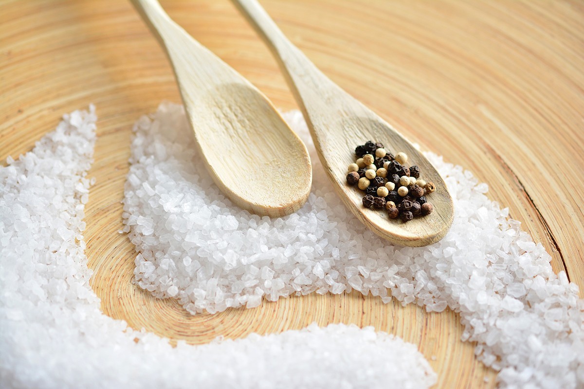 El consum de sal redueix anys de vida