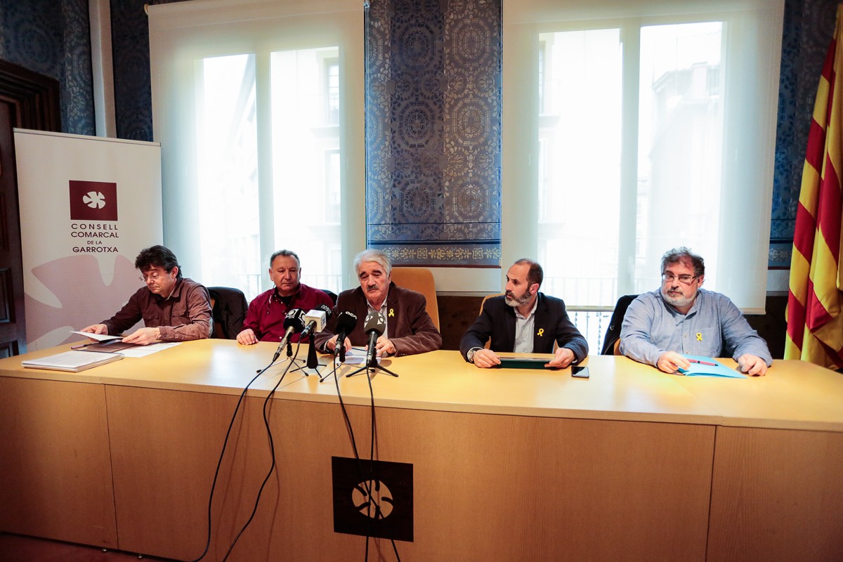 A la presentació de l'estudi, d'esquerra a dreta: Francesc Canalias, Artur Ginesta, Joan Espona, Josep Company i Lluís Amat.