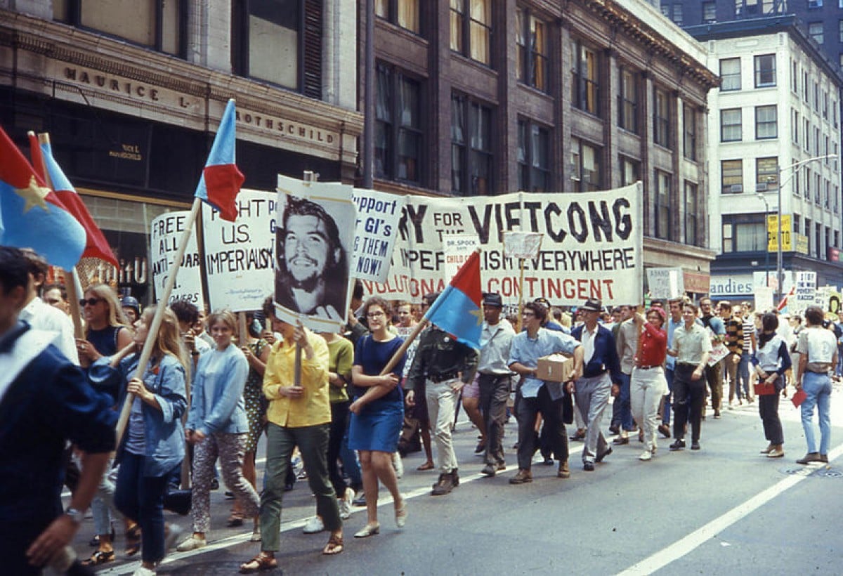 Manifestació a Xicago contra la guerra del Vietnam, agost de 1968.