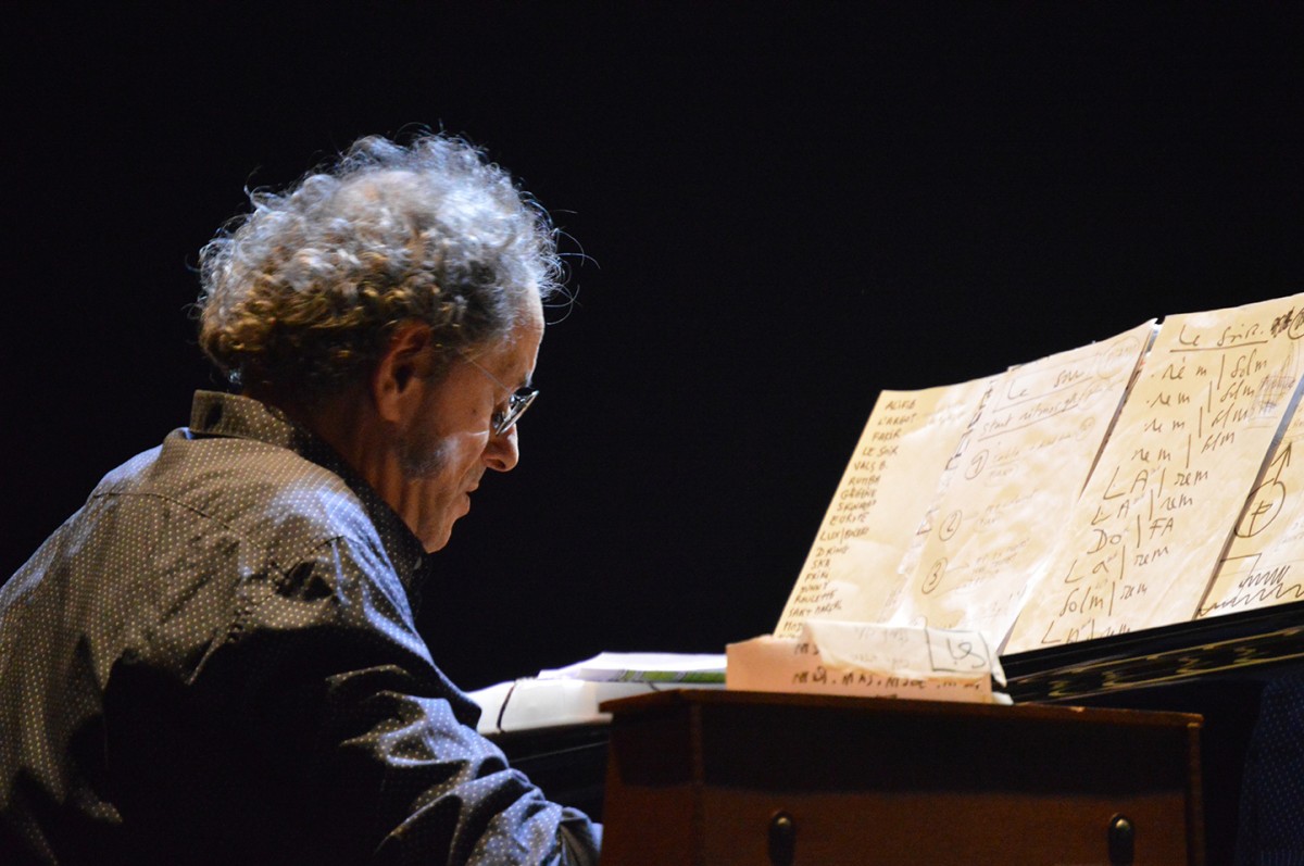 Pascal Comelade al Teatre de l'arxipèlag de Perpinyà
