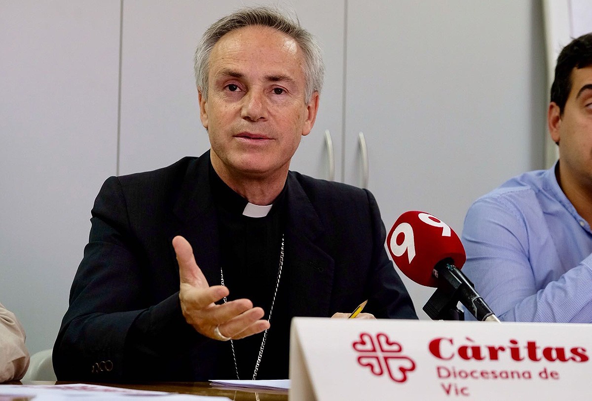 El bisbe de Vic, Romà Casanova, durant la roda de premsa de presentació de la memòria del 2017.