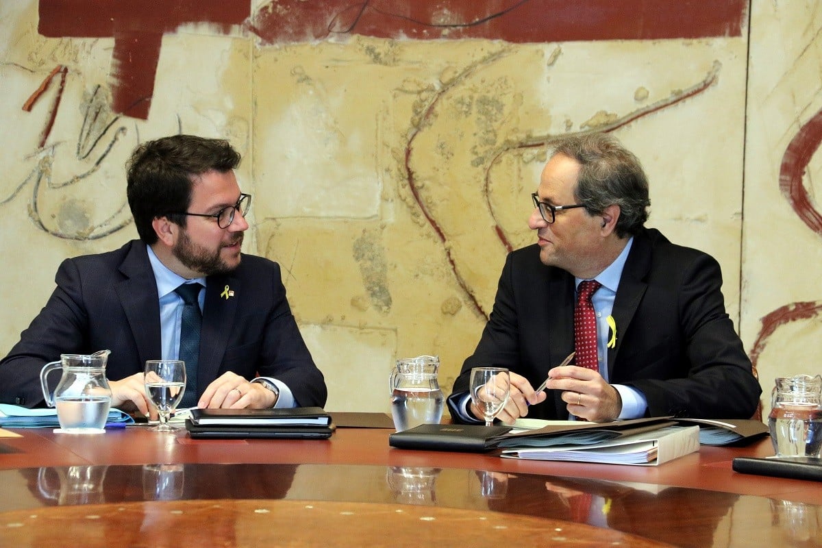 Pere Aragonès i Quim Torra, durant una reunió del consell executiu.