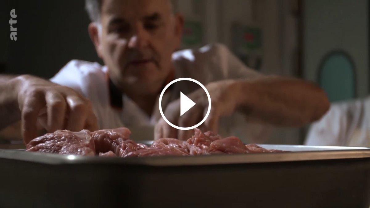 El reportatge d'Arte se centra en l'artesà de la carn de porc Fermí Corominas.