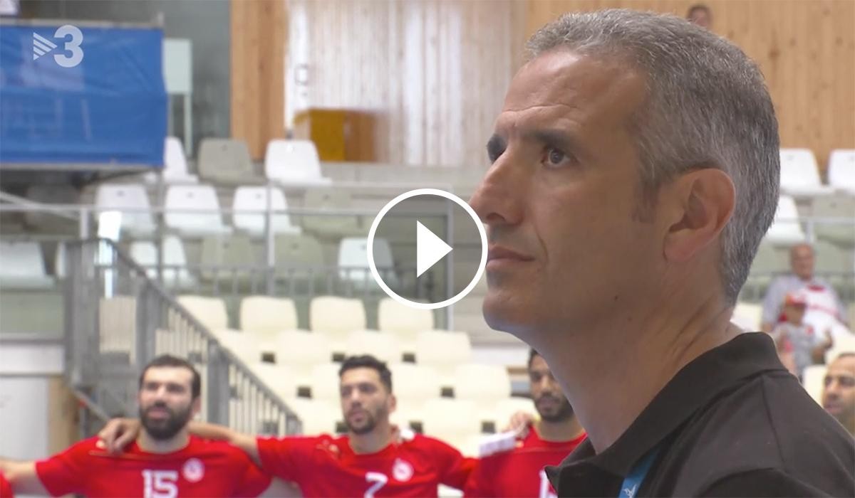 L'entrenador d'handbol tortosí, Toni Gerona, va ser entrevistat per TV3 als Jocs Mediterranis