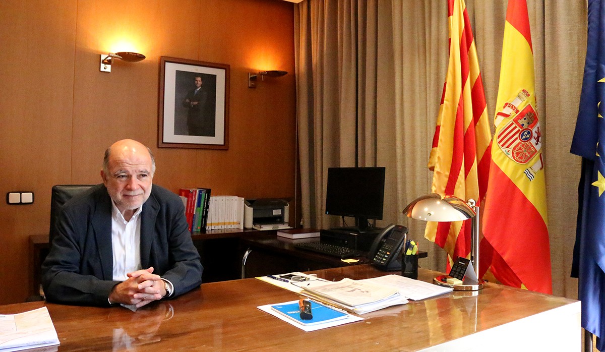 Taula de treball de Joan Sabaté a la Delegació del Govern espanyol a Tarragona.