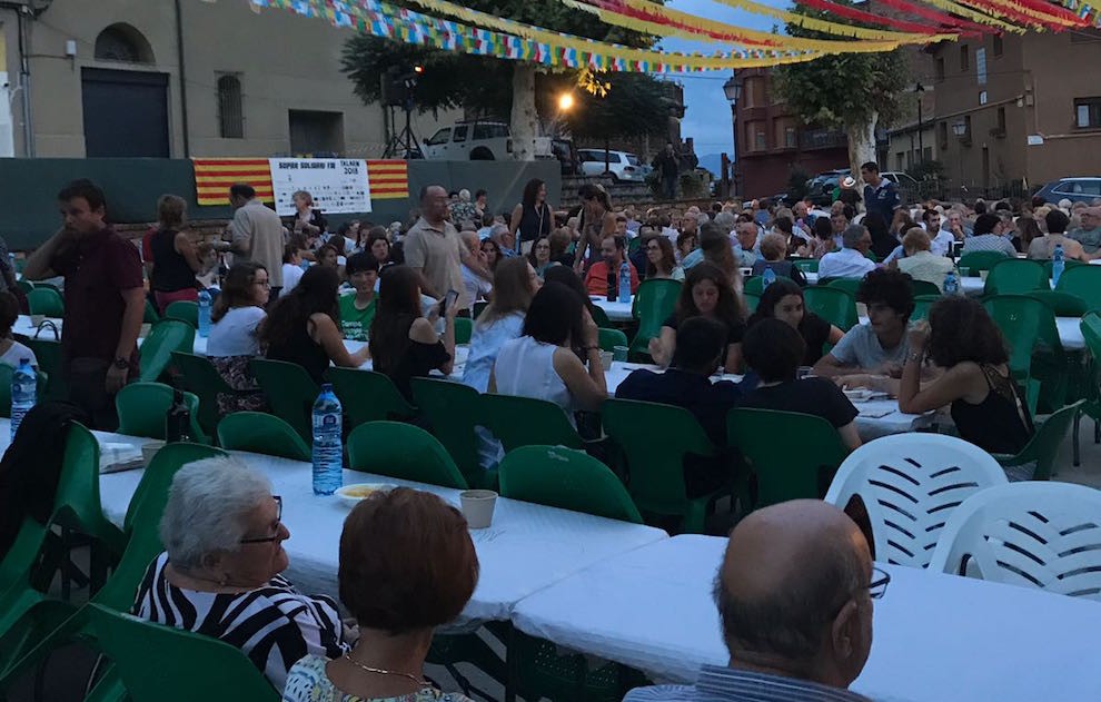 El sopar solidari va reunir 400 persones