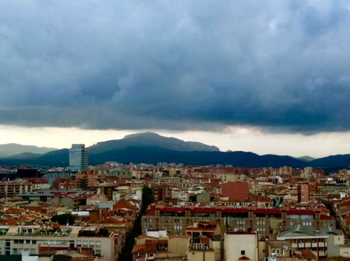 Núvols sobre Sabadell