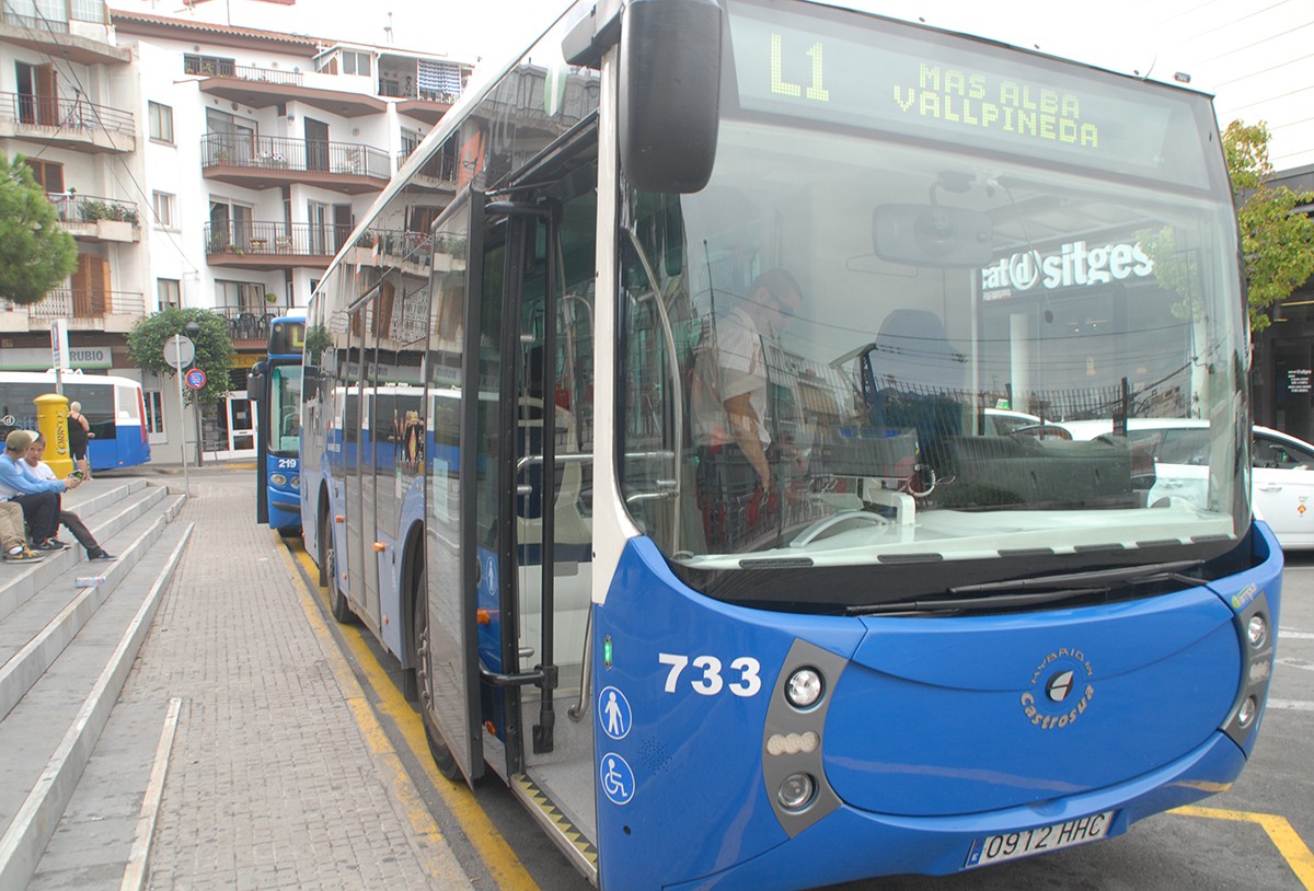 Imatge d'arxiu d'un bus urbà de Sitges